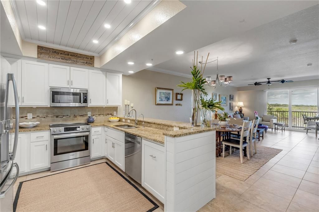 En Venta: $635,000 (3 camas, 2 baños, 1698 Pies cuadrados)