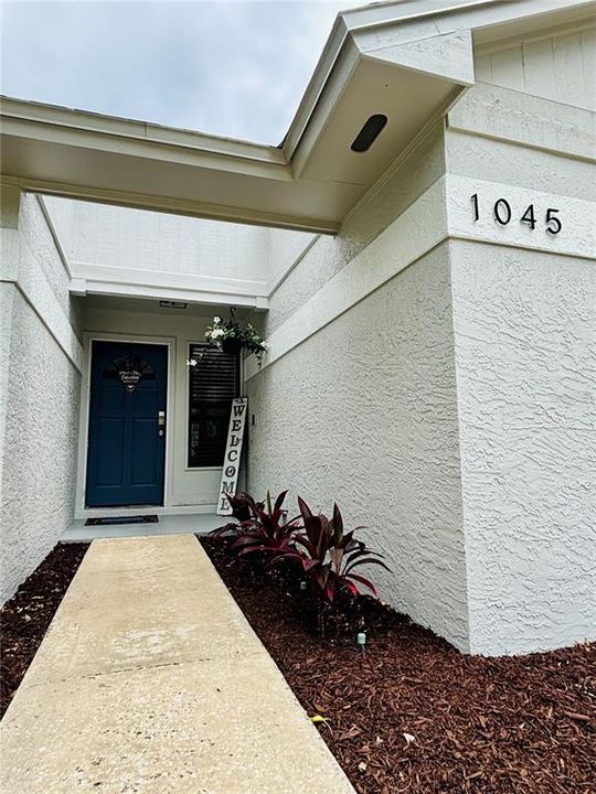For Sale: $454,999 (4 beds, 2 baths, 1700 Square Feet)