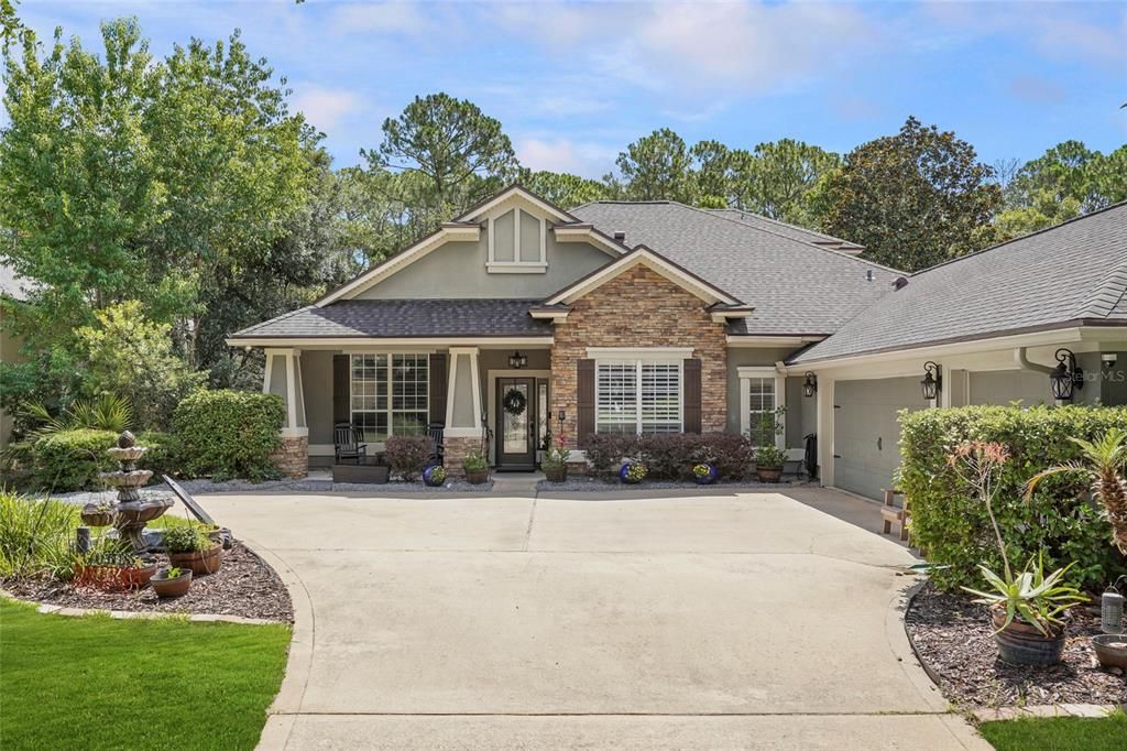 For Sale: $875,000 (5 beds, 4 baths, 2965 Square Feet)