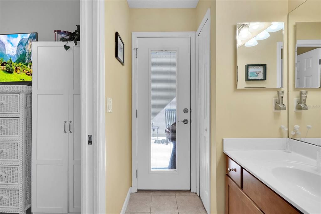 For Sale: $875,000 (5 beds, 4 baths, 2965 Square Feet)