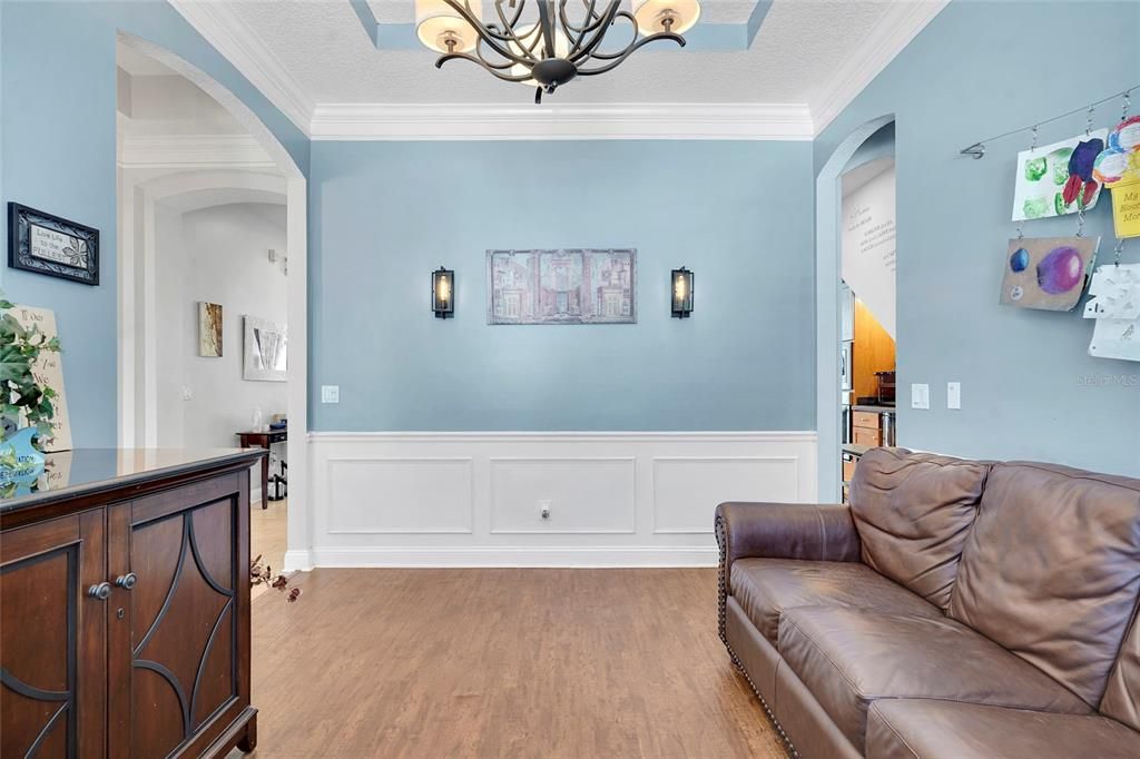 For Sale: $875,000 (5 beds, 4 baths, 2965 Square Feet)
