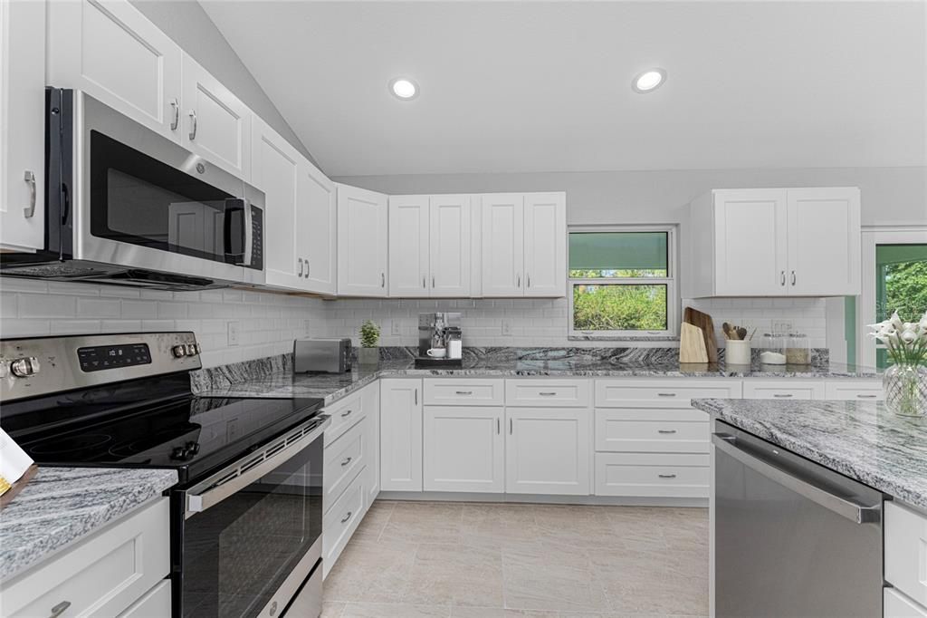 En Venta: $350,000 (3 camas, 2 baños, 1670 Pies cuadrados)