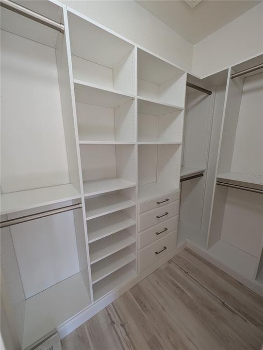 For Rent: $2,500 (2 beds, 2 baths, 1034 Square Feet)