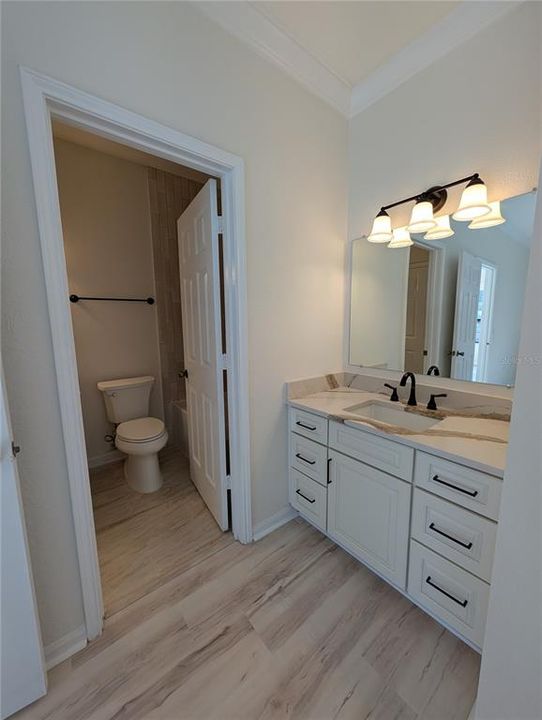 For Rent: $2,500 (2 beds, 2 baths, 1034 Square Feet)