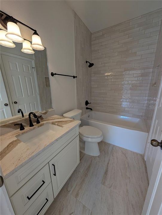 For Rent: $2,500 (2 beds, 2 baths, 1034 Square Feet)