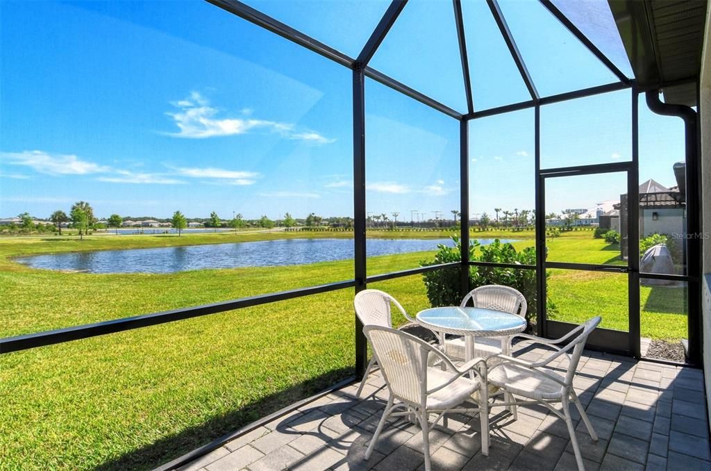 En Venta: $376,500 (2 camas, 2 baños, 1557 Pies cuadrados)