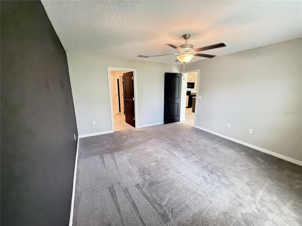 В аренду: $2,250 (3 спален, 2 ванн, 1561 Квадратных фут)