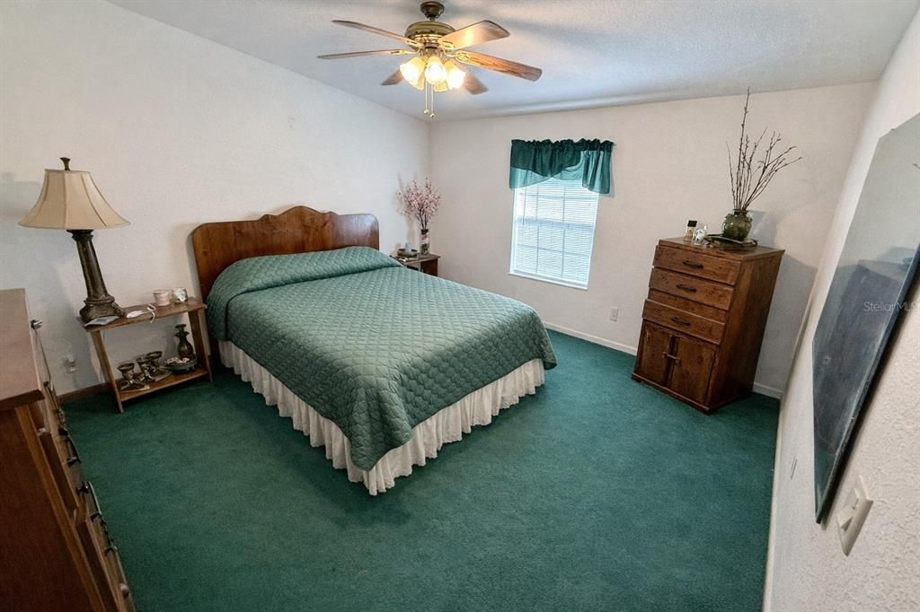En Venta: $169,900 (3 camas, 2 baños, 1965 Pies cuadrados)