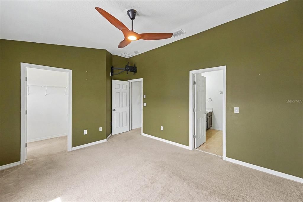 На продажу: $365,000 (3 спален, 2 ванн, 1420 Квадратных фут)