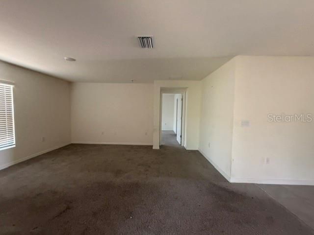 En Venta: $250,000 (3 camas, 2 baños, 1827 Pies cuadrados)