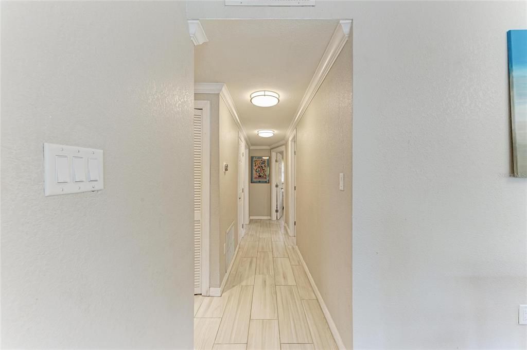 En Venta: $465,000 (4 camas, 3 baños, 1694 Pies cuadrados)