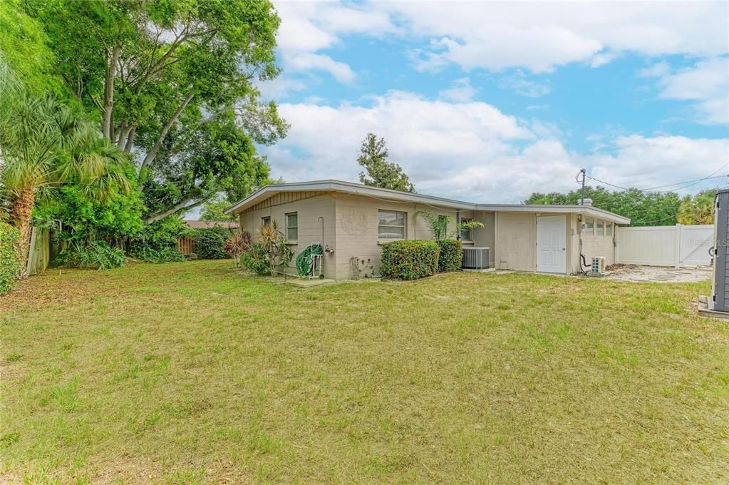En Venta: $465,000 (4 camas, 3 baños, 1694 Pies cuadrados)