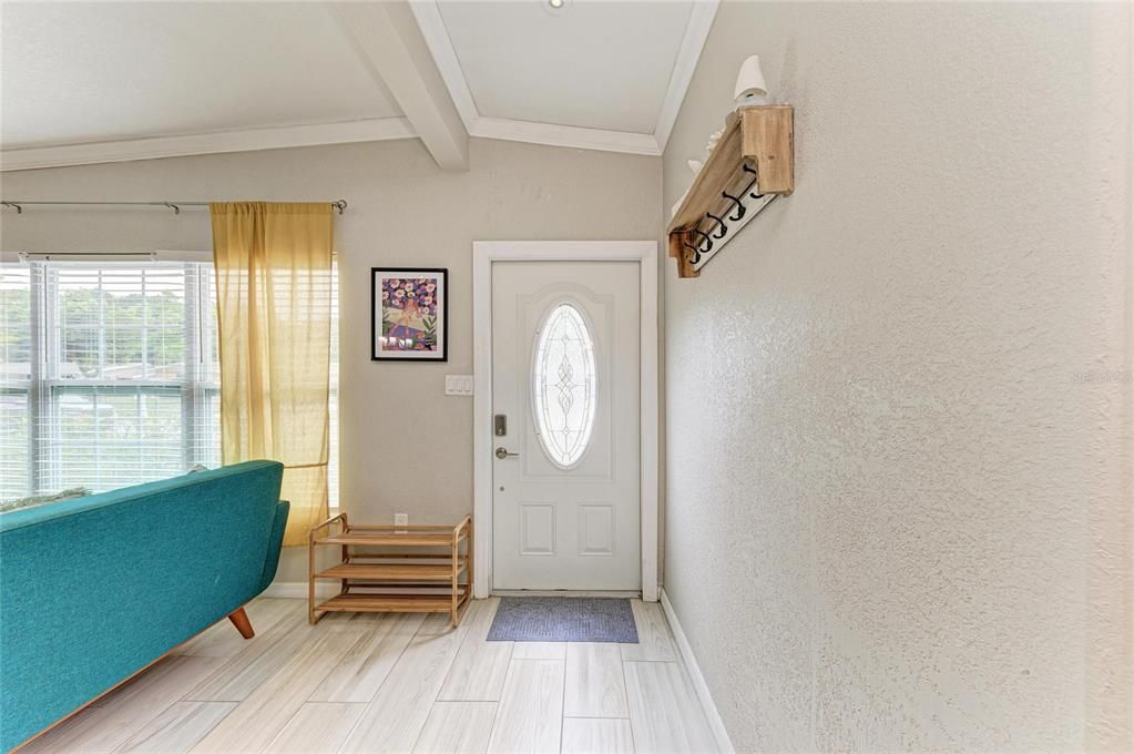 En Venta: $465,000 (4 camas, 3 baños, 1694 Pies cuadrados)