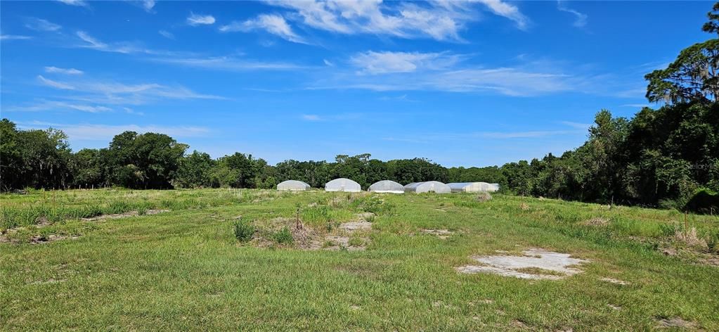 На продажу: $2,900,000 (18.00 acres)