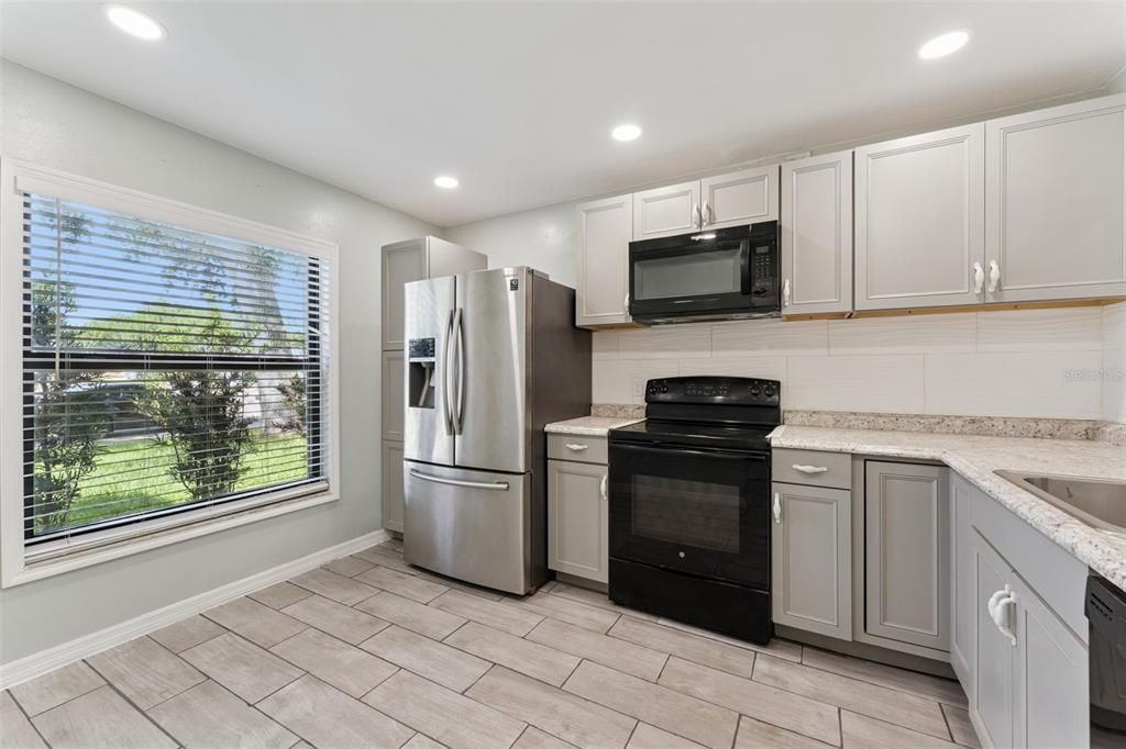 En Venta: $179,999 (2 camas, 2 baños, 1074 Pies cuadrados)
