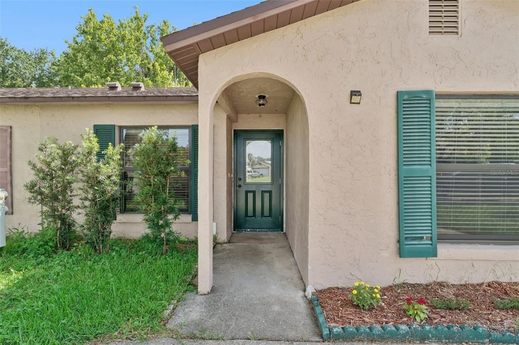 En Venta: $179,999 (2 camas, 2 baños, 1074 Pies cuadrados)