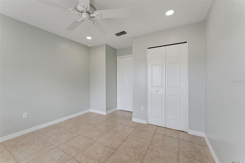 En Venta: $179,999 (2 camas, 2 baños, 1074 Pies cuadrados)