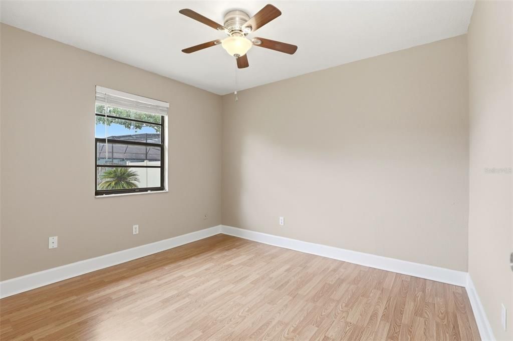 For Sale: $549,900 (4 beds, 2 baths, 1756 Square Feet)