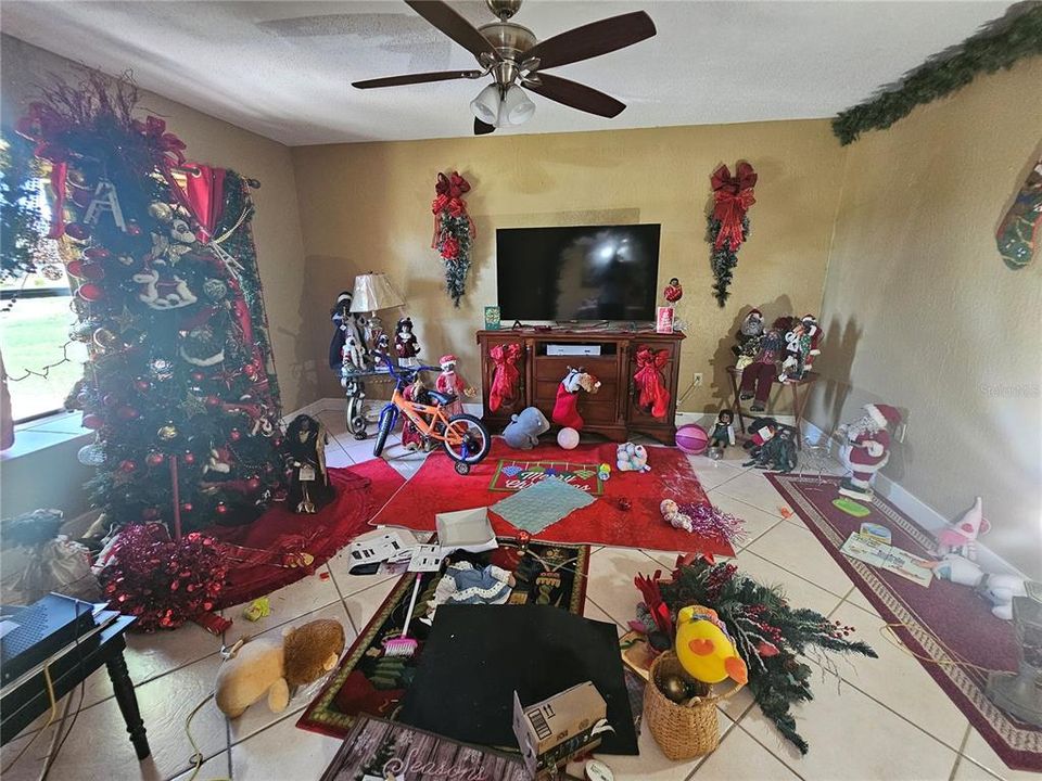 For Sale: $185,000 (3 beds, 1 baths, 1404 Square Feet)