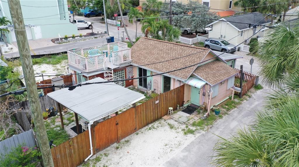 待售: $350,000 (0.05 acres)