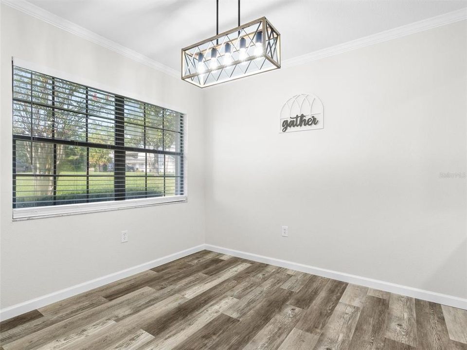 For Rent: $2,200 (3 beds, 2 baths, 1800 Square Feet)