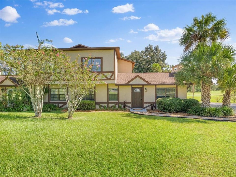 For Rent: $2,200 (3 beds, 2 baths, 1800 Square Feet)