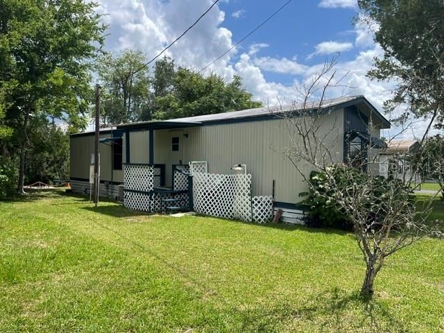 For Sale: $145,000 (2 beds, 1 baths, 672 Square Feet)