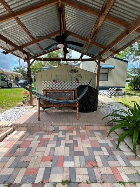 For Sale: $145,000 (2 beds, 1 baths, 672 Square Feet)