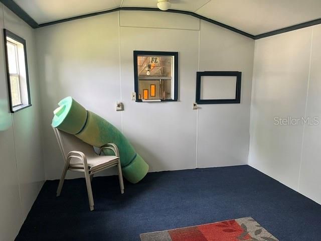 For Sale: $145,000 (2 beds, 1 baths, 672 Square Feet)