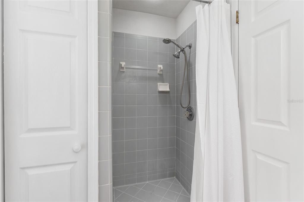 For Sale: $699,000 (3 beds, 2 baths, 2379 Square Feet)