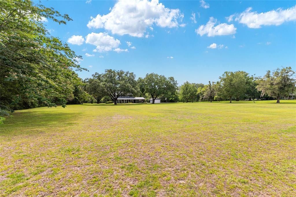 For Sale: $699,000 (3 beds, 2 baths, 2379 Square Feet)