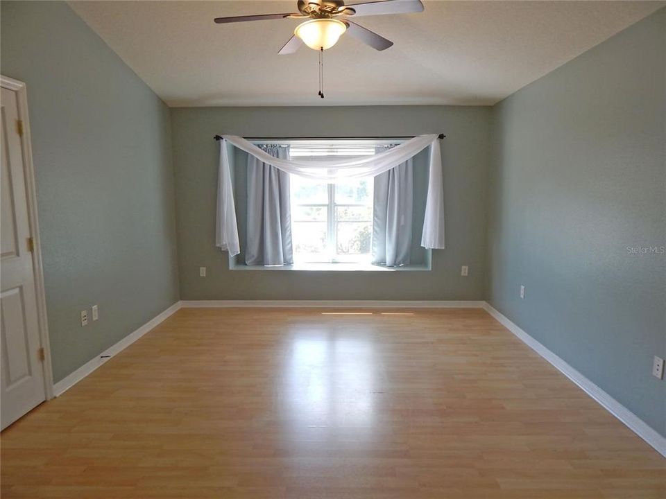 В аренду: $2,850 (4 спален, 2 ванн, 2014 Квадратных фут)