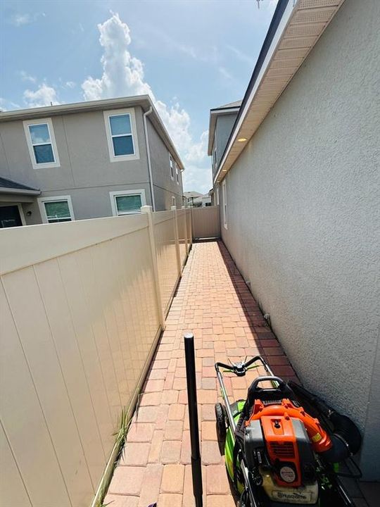 For Rent: $3,500 (5 beds, 4 baths, 2937 Square Feet)