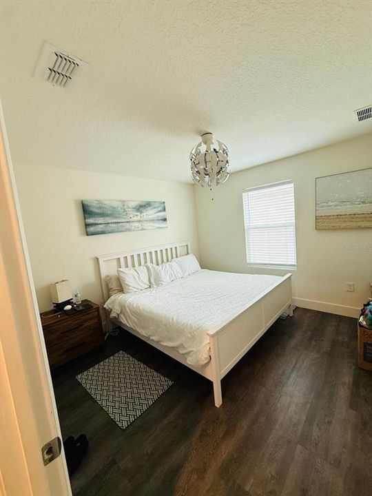 For Rent: $3,500 (5 beds, 4 baths, 2937 Square Feet)