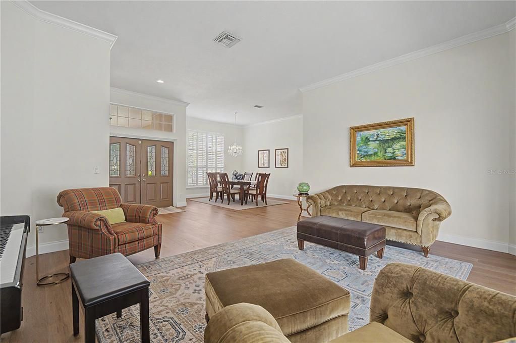 En Venta: $1,150,000 (5 camas, 3 baños, 3849 Pies cuadrados)