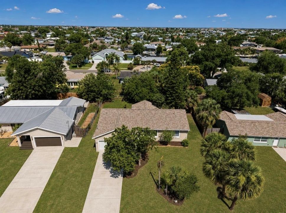For Sale: $349,900 (3 beds, 2 baths, 1520 Square Feet)