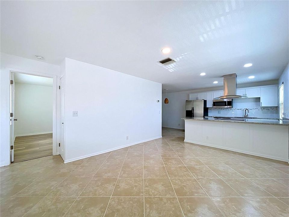 En Venta: $169,900 (1 camas, 1 baños, 725 Pies cuadrados)