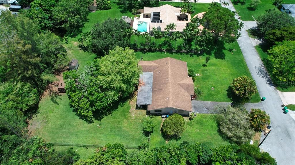 Active With Contract: $899,999 (4 beds, 2 baths, 2276 Square Feet)