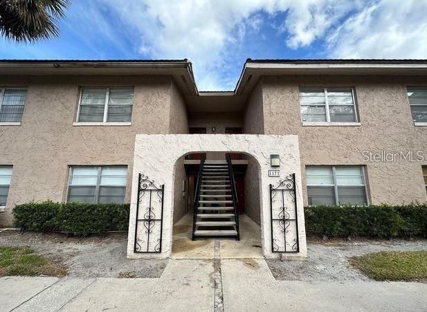 For Sale: $149,900 (2 beds, 2 baths, 1040 Square Feet)