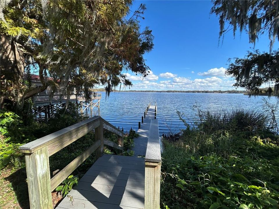 For Sale: $149,900 (2 beds, 2 baths, 1040 Square Feet)