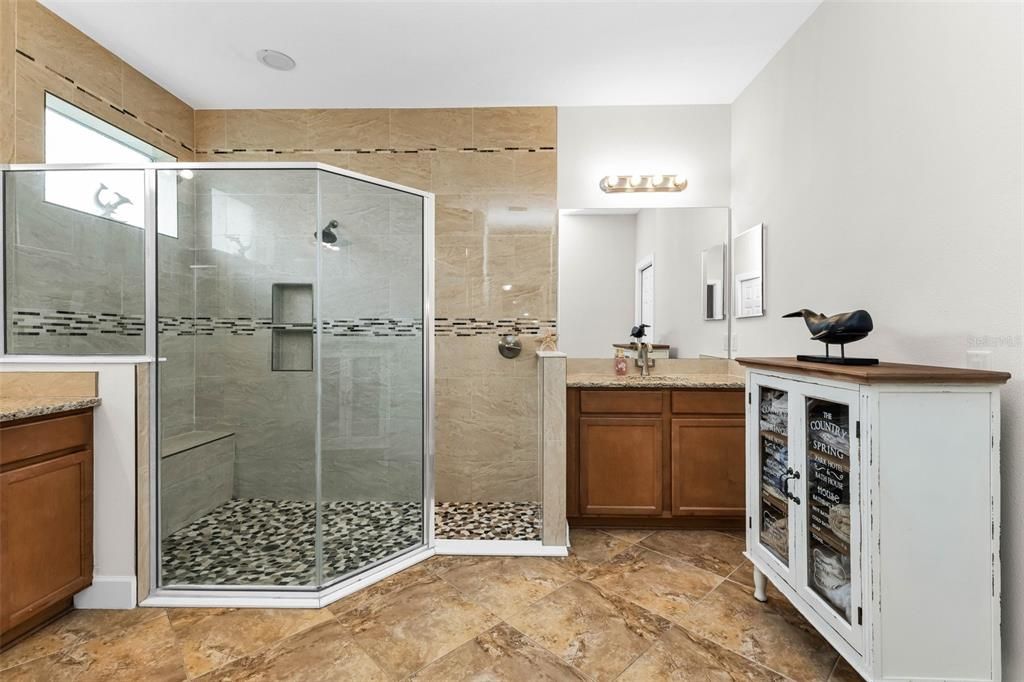 For Sale: $500,000 (3 beds, 2 baths, 1760 Square Feet)