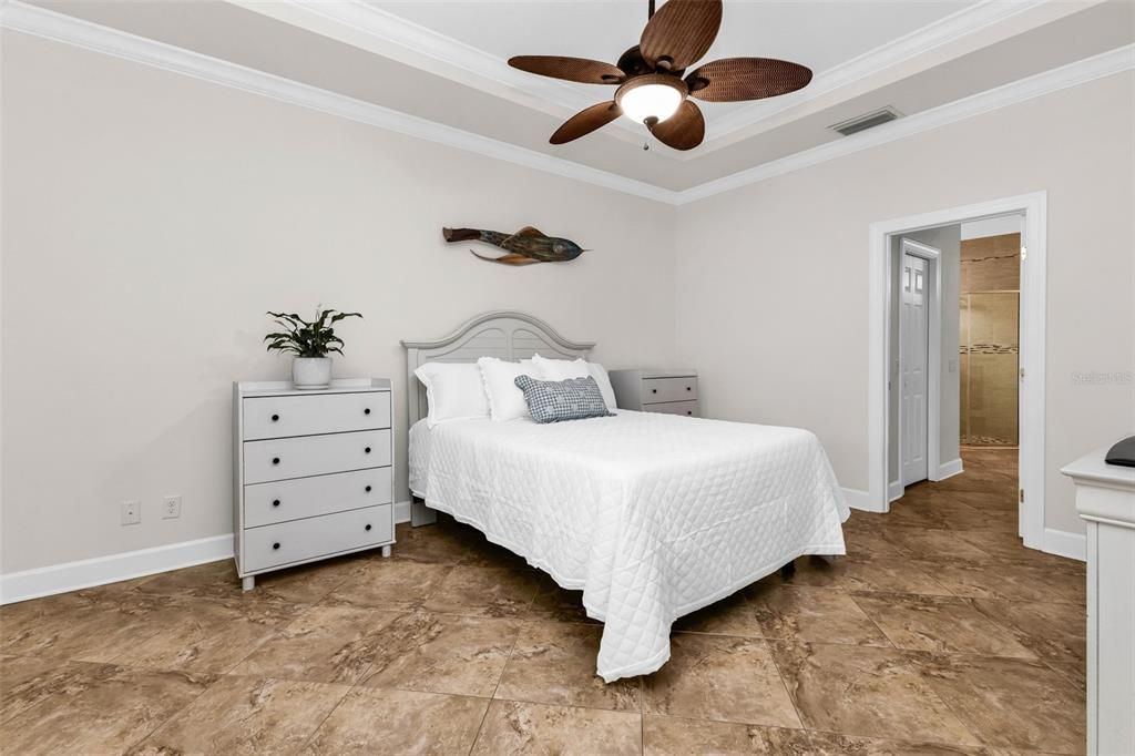 For Sale: $500,000 (3 beds, 2 baths, 1760 Square Feet)