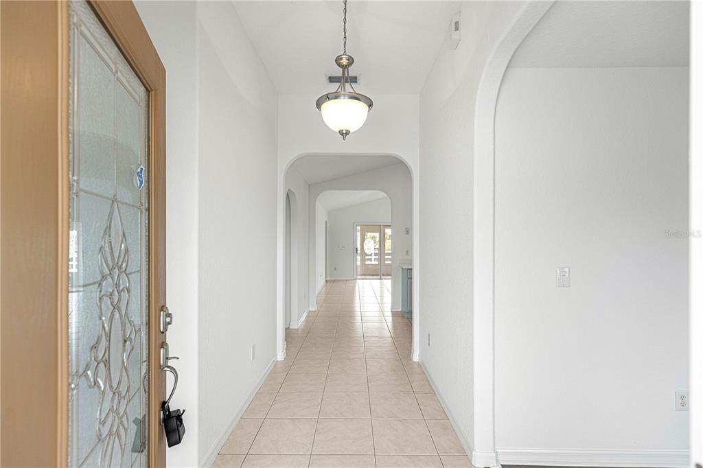 На продажу: $315,900 (3 спален, 2 ванн, 1695 Квадратных фут)