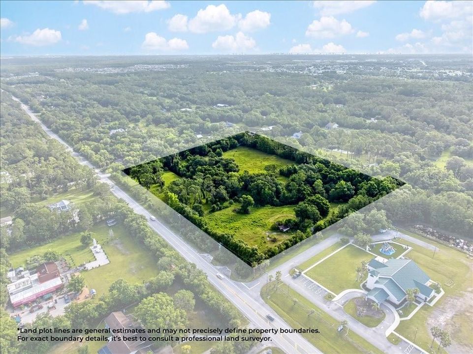 На продажу: $550,000 (10.23 acres)