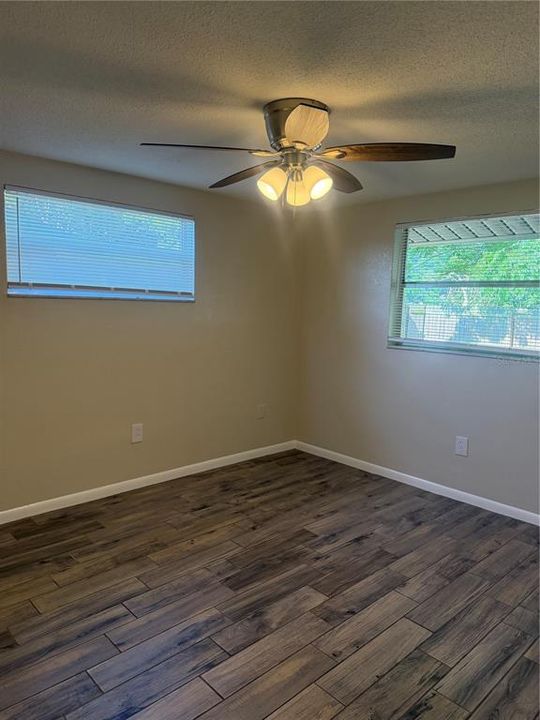 For Sale: $275,000 (2 beds, 2 baths, 1325 Square Feet)