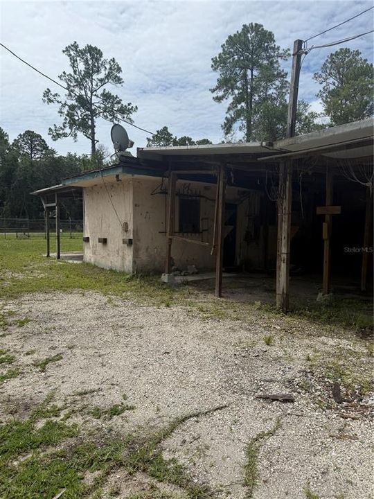 For Sale: $400,000 (0 beds, 0 baths, 1138 Square Feet)