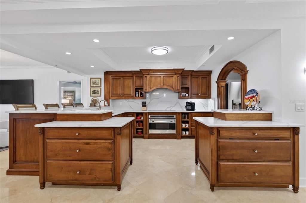 For Sale: $1,989,000 (4 beds, 4 baths, 3264 Square Feet)