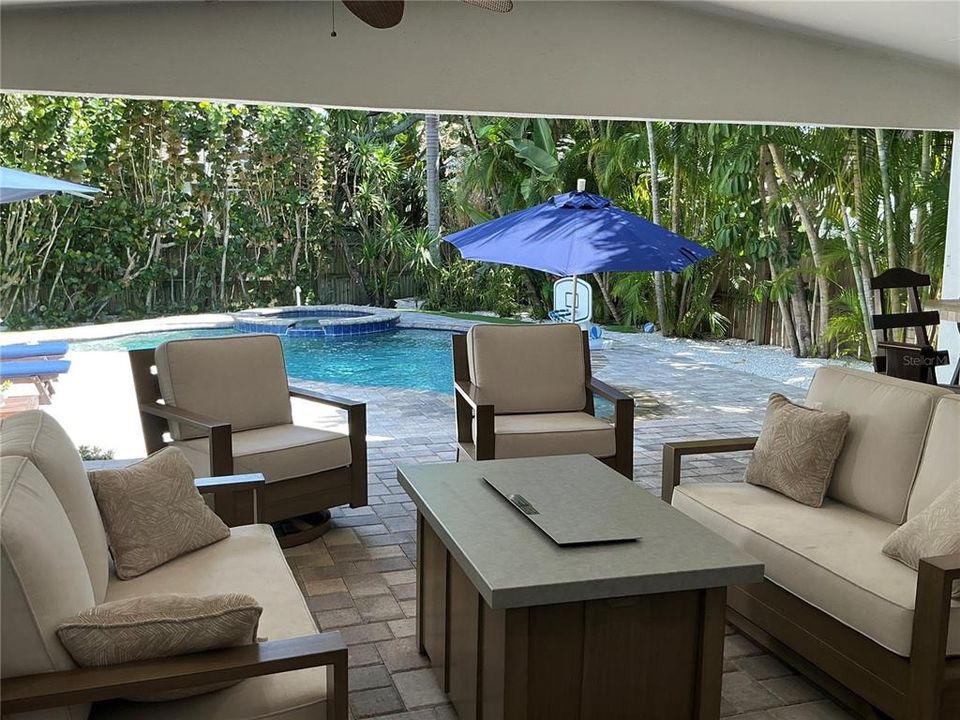 For Rent: $5,000 (4 beds, 2 baths, 2156 Square Feet)