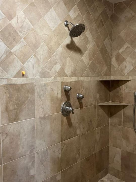 For Rent: $5,000 (4 beds, 2 baths, 2156 Square Feet)