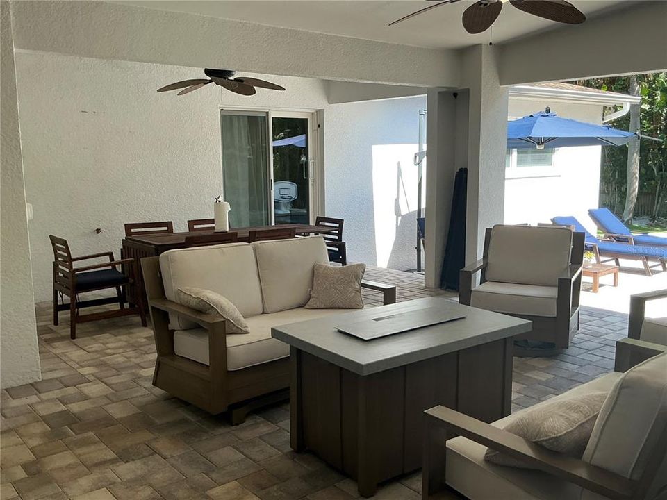 For Rent: $5,000 (4 beds, 2 baths, 2156 Square Feet)
